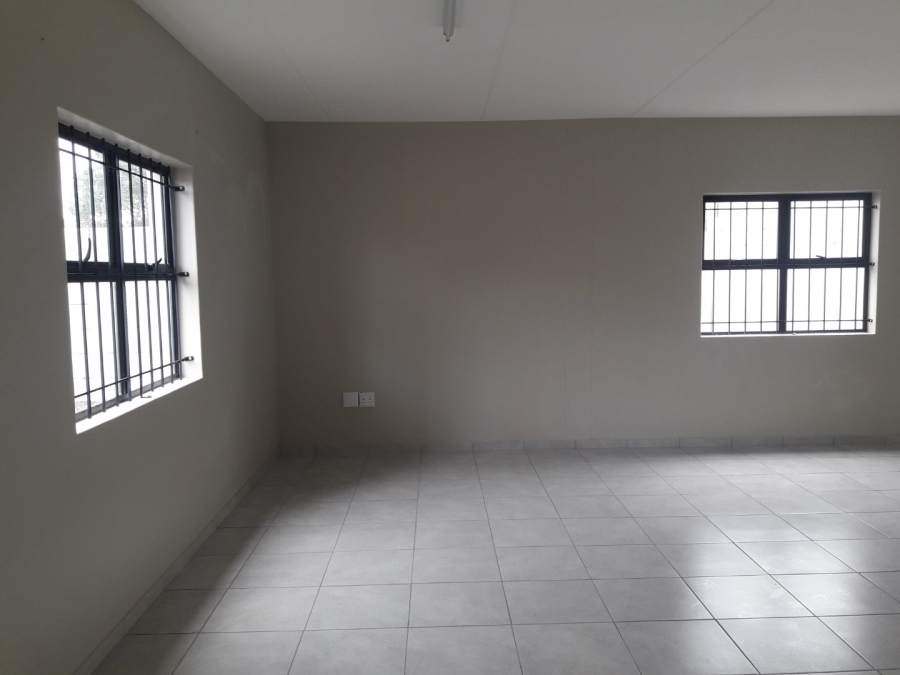 To Let commercial Property for Rent in Klipdam Western Cape